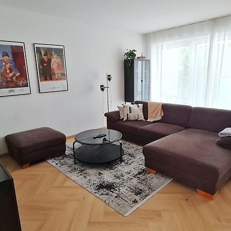 Beautiful New Apt In Old Town Near Train Station - Free Parking Bratislava Extérieur photo