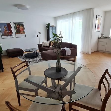 Beautiful New Apt In Old Town Near Train Station - Free Parking Bratislava Extérieur photo