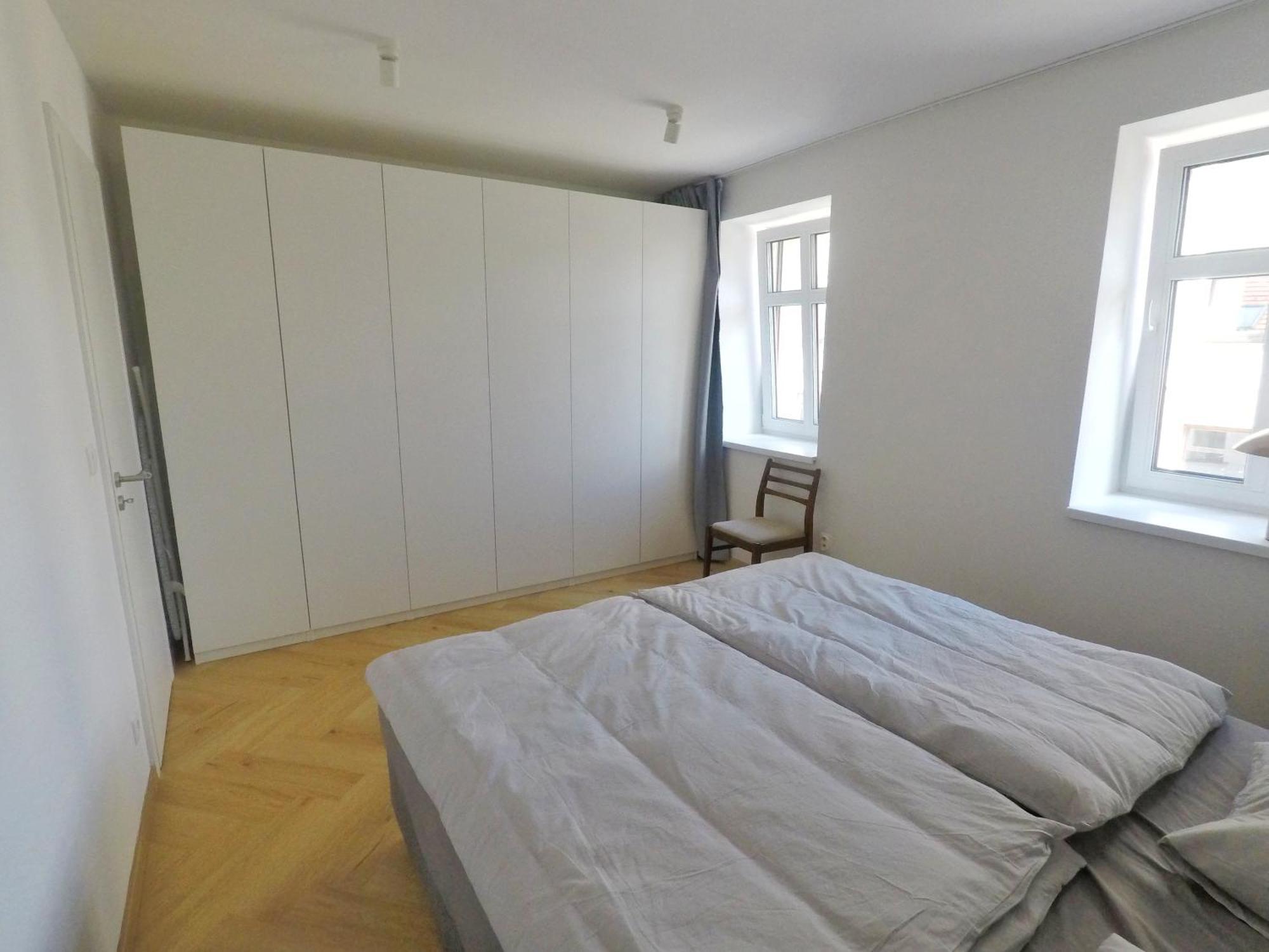 Beautiful New Apt In Old Town Near Train Station - Free Parking Bratislava Extérieur photo