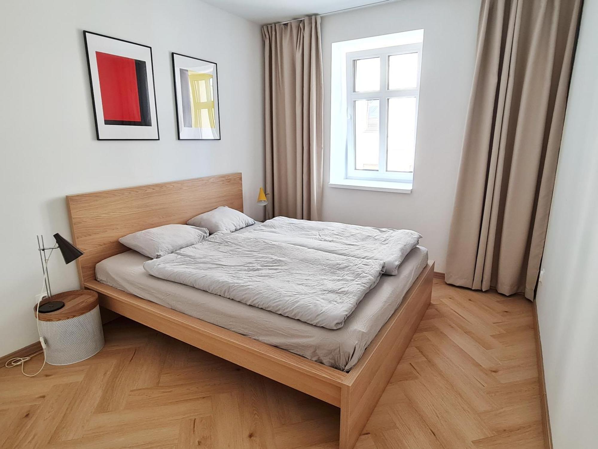 Beautiful New Apt In Old Town Near Train Station - Free Parking Bratislava Extérieur photo
