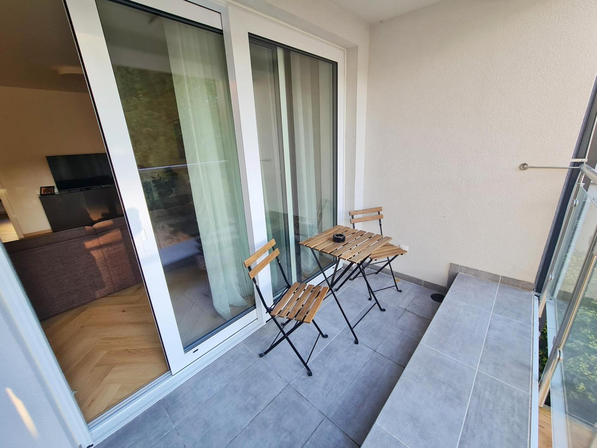 Beautiful New Apt In Old Town Near Train Station - Free Parking Bratislava Extérieur photo
